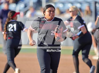 Thumbnail 1 in Riverton vs. West (UHSAA 6A Final Game 1) photogallery.