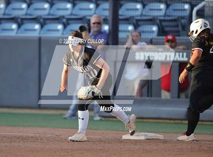 Thumbnail 2 in Riverton vs. West (UHSAA 6A Final Game 1) photogallery.