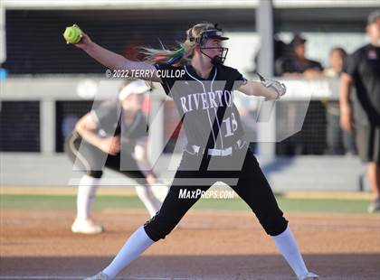 Thumbnail 1 in Riverton vs. West (UHSAA 6A Final Game 1) photogallery.