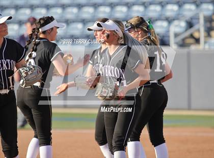 Thumbnail 2 in Riverton vs. West (UHSAA 6A Final Game 1) photogallery.