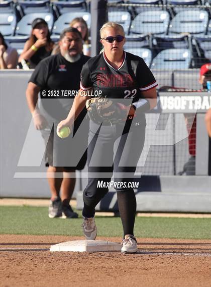 Thumbnail 1 in Riverton vs. West (UHSAA 6A Final Game 1) photogallery.