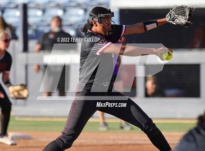Thumbnail 3 in Riverton vs. West (UHSAA 6A Final Game 1) photogallery.