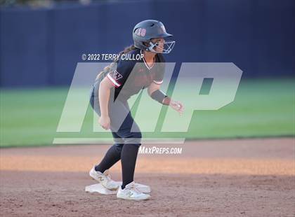 Thumbnail 1 in Riverton vs. West (UHSAA 6A Final Game 1) photogallery.