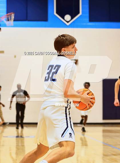 Thumbnail 3 in Dixon @ Swansboro photogallery.