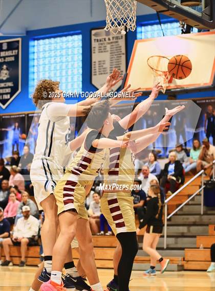 Thumbnail 2 in Dixon @ Swansboro photogallery.