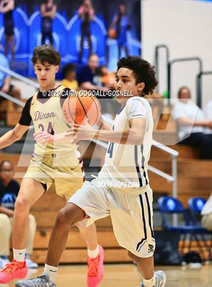 Thumbnail 2 in Dixon @ Swansboro photogallery.