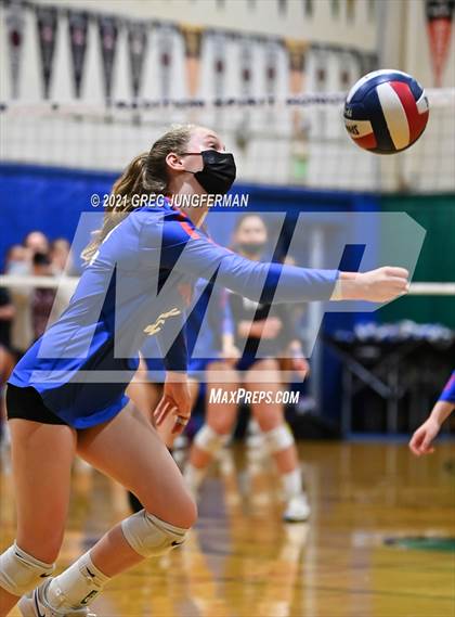 Thumbnail 2 in Tamalpais @ Branson (CIF NCS D3 Semi-Final) photogallery.