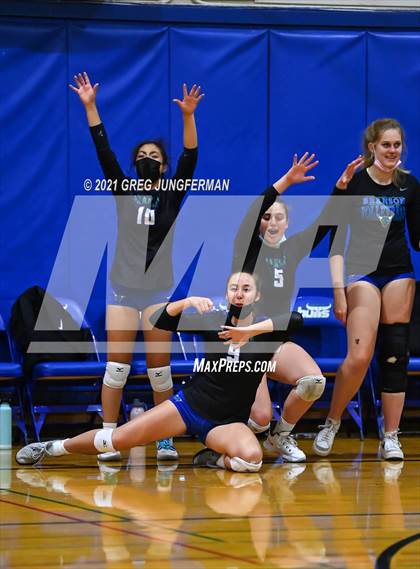 Thumbnail 2 in Tamalpais @ Branson (CIF NCS D3 Semi-Final) photogallery.
