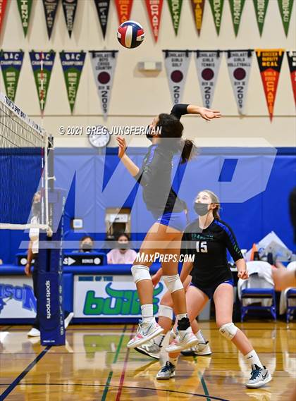 Thumbnail 1 in Tamalpais @ Branson (CIF NCS D3 Semi-Final) photogallery.
