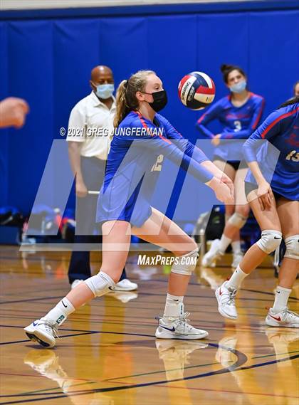 Thumbnail 2 in Tamalpais @ Branson (CIF NCS D3 Semi-Final) photogallery.