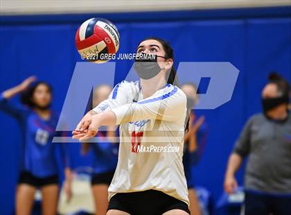Thumbnail 2 in Tamalpais @ Branson (CIF NCS D3 Semi-Final) photogallery.