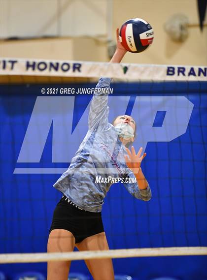 Thumbnail 1 in Tamalpais @ Branson (CIF NCS D3 Semi-Final) photogallery.