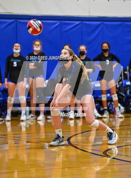 Thumbnail 2 in Tamalpais @ Branson (CIF NCS D3 Semi-Final) photogallery.