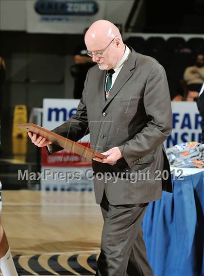 Thumbnail 1 in Calabasas vs. South (CIF SS D3AA Final) photogallery.