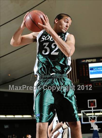 Thumbnail 1 in Calabasas vs. South (CIF SS D3AA Final) photogallery.