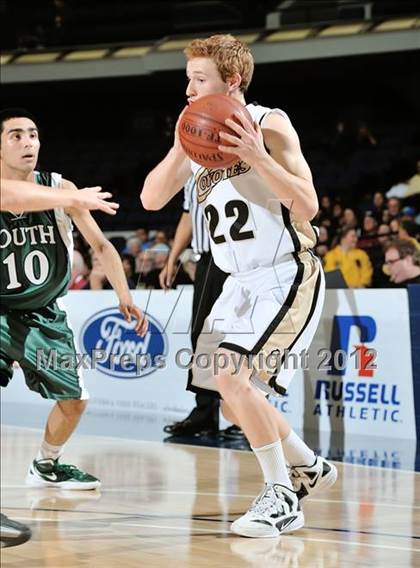 Thumbnail 2 in Calabasas vs. South (CIF SS D3AA Final) photogallery.