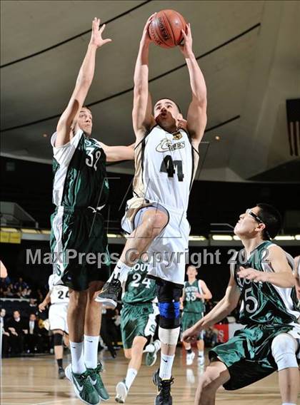 Thumbnail 3 in Calabasas vs. South (CIF SS D3AA Final) photogallery.