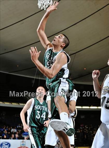 Thumbnail 2 in Calabasas vs. South (CIF SS D3AA Final) photogallery.