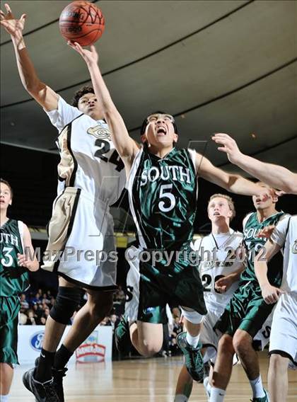 Thumbnail 2 in Calabasas vs. South (CIF SS D3AA Final) photogallery.
