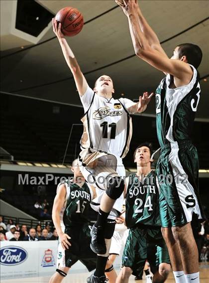Thumbnail 2 in Calabasas vs. South (CIF SS D3AA Final) photogallery.