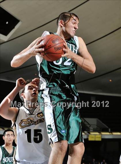 Thumbnail 3 in Calabasas vs. South (CIF SS D3AA Final) photogallery.