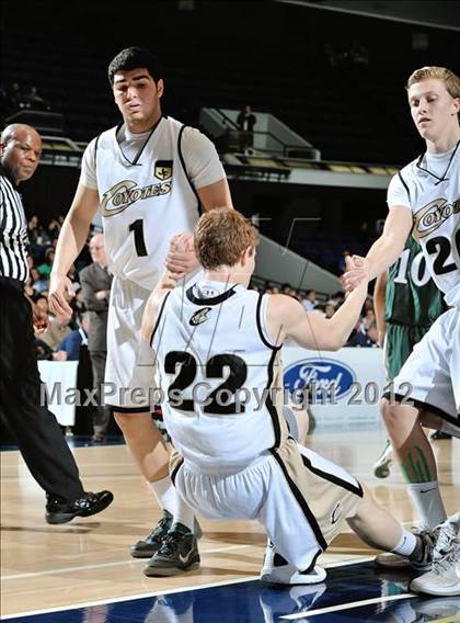 Thumbnail 3 in Calabasas vs. South (CIF SS D3AA Final) photogallery.