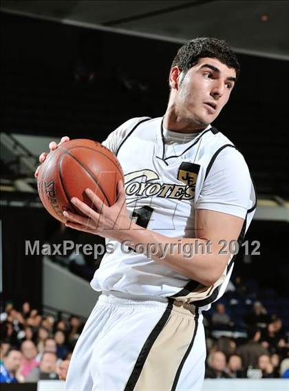 Thumbnail 1 in Calabasas vs. South (CIF SS D3AA Final) photogallery.