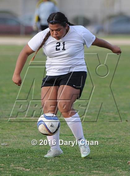 Thumbnail 3 in El Monte @ Arroyo photogallery.