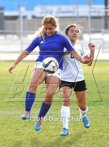 Thumbnail 1 in El Monte @ Arroyo photogallery.