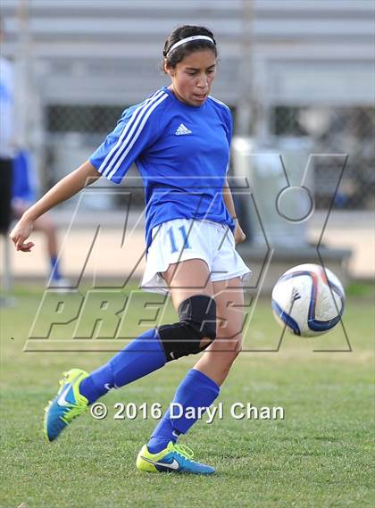 Thumbnail 1 in El Monte @ Arroyo photogallery.