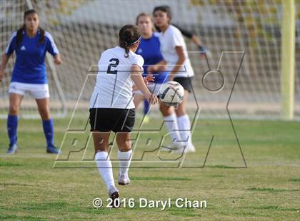 Thumbnail 1 in El Monte @ Arroyo photogallery.