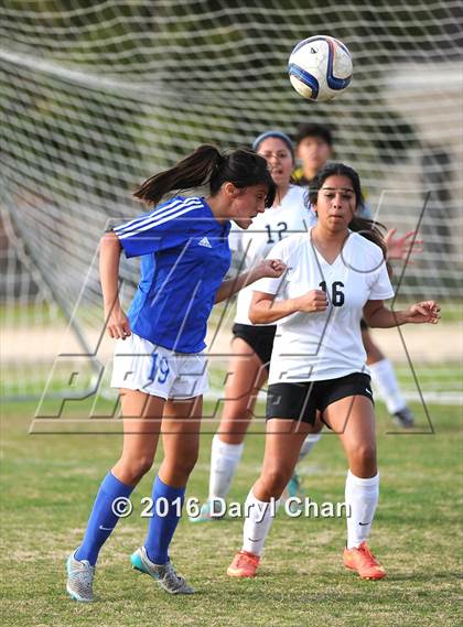 Thumbnail 2 in El Monte @ Arroyo photogallery.