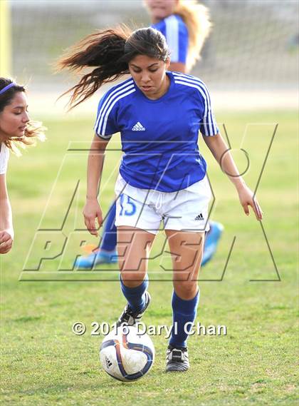 Thumbnail 2 in El Monte @ Arroyo photogallery.