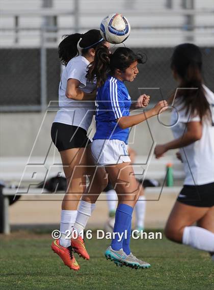 Thumbnail 3 in El Monte @ Arroyo photogallery.
