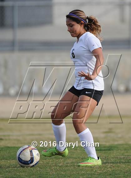 Thumbnail 3 in El Monte @ Arroyo photogallery.