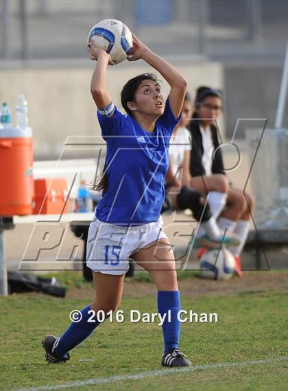 Thumbnail 1 in El Monte @ Arroyo photogallery.