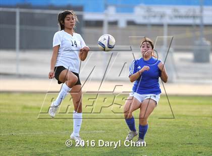 Thumbnail 2 in El Monte @ Arroyo photogallery.