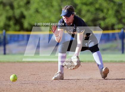 Thumbnail 1 in Oak Ridge @ Folsom photogallery.