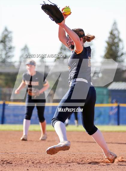 Thumbnail 3 in Oak Ridge @ Folsom photogallery.
