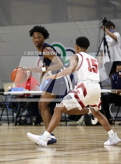 Thumbnail 3 in Carmel Christian vs. Davidson Day photogallery.