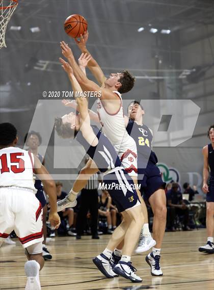 Thumbnail 1 in Carmel Christian vs. Davidson Day photogallery.