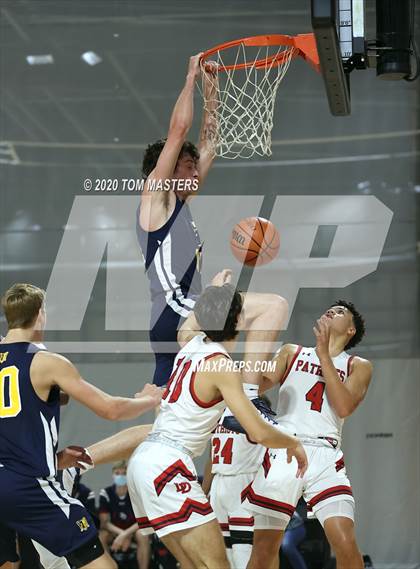 Thumbnail 2 in Carmel Christian vs. Davidson Day photogallery.