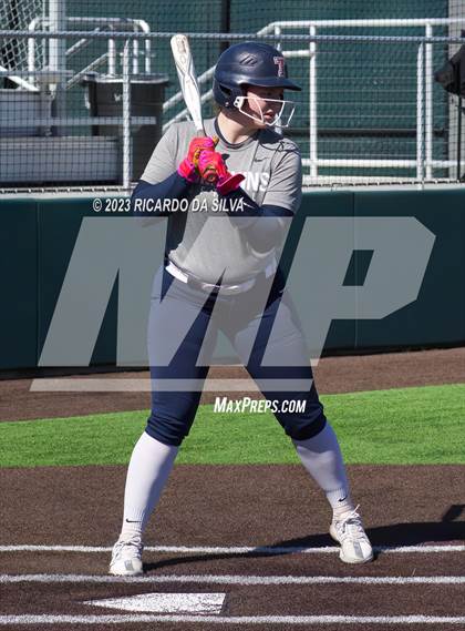 Thumbnail 1 in Tompkins vs A&M Consolidated (Scrimmage) photogallery.