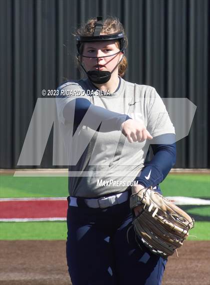 Thumbnail 1 in Tompkins vs A&M Consolidated (Scrimmage) photogallery.