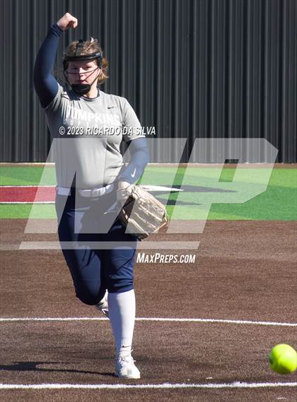 Thumbnail 3 in Tompkins vs A&M Consolidated (Scrimmage) photogallery.