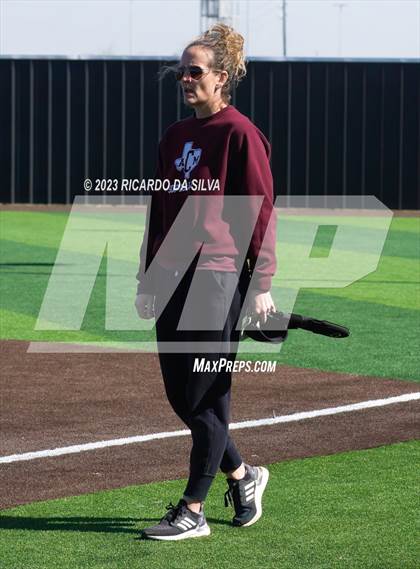 Thumbnail 3 in Tompkins vs A&M Consolidated (Scrimmage) photogallery.