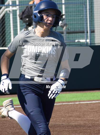 Thumbnail 2 in Tompkins vs A&M Consolidated (Scrimmage) photogallery.