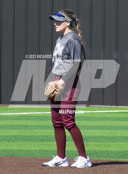 Thumbnail 1 in Tompkins vs A&M Consolidated (Scrimmage) photogallery.