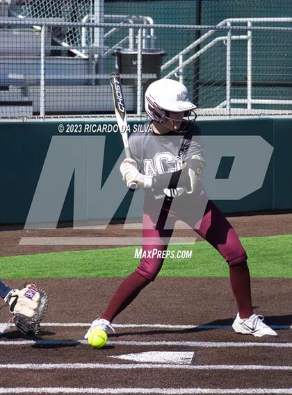 Thumbnail 1 in Tompkins vs A&M Consolidated (Scrimmage) photogallery.