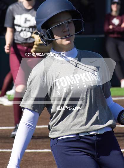 Thumbnail 2 in Tompkins vs A&M Consolidated (Scrimmage) photogallery.